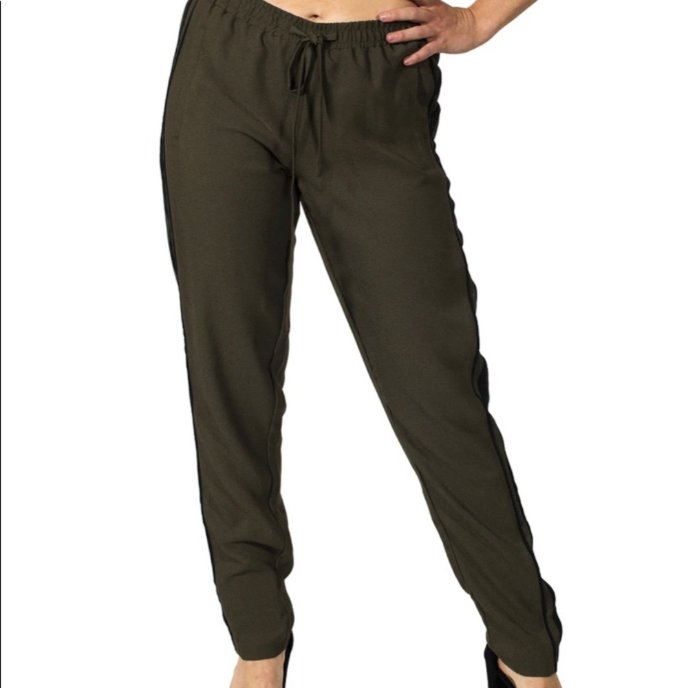 NWT HOT KISS Track Pant Trouser In Ivy Green L